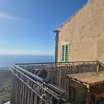 Дом отдыха Superbe Maison De Village Authentique Vue Sant'Antonino