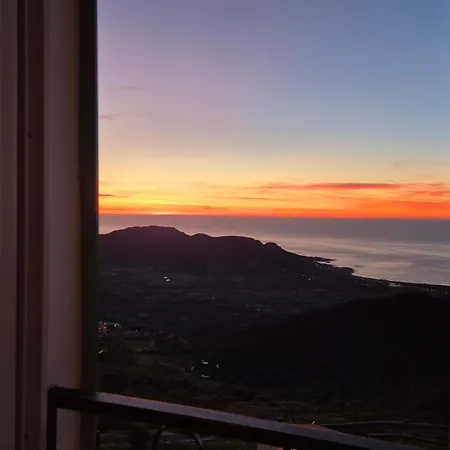 Holiday home Superbe Maison De Village Authentique Vue Sant'Antonino