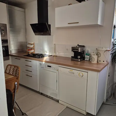 Holiday home Superbe Maison De Village Authentique Vue *