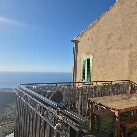 別荘 Superbe Maison De Village Authentique Vue Sant'Antonino