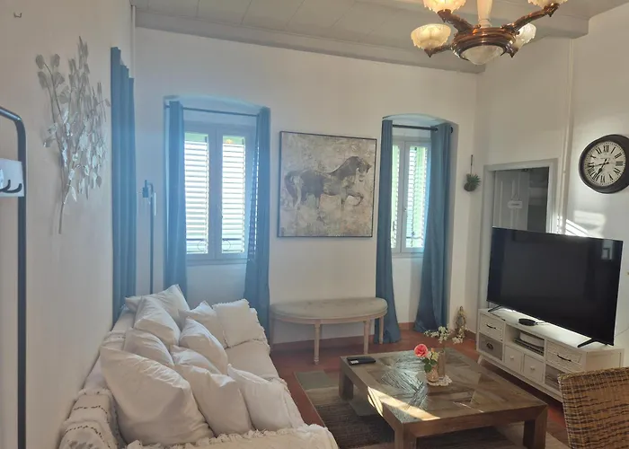 בית נופש Superbe Maison De Village Authentique Vue